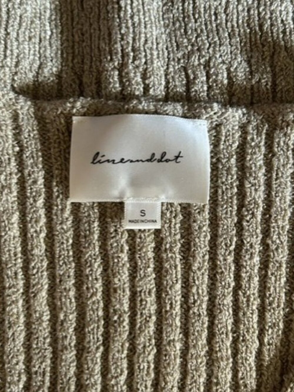 Line & Dot Metallic Champagne Gold Knit Button Front Vest Size S - Picture 4 of 6
